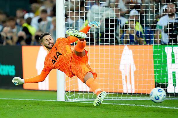 位门将在英 位门将在英